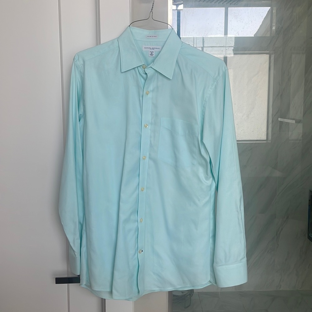 Banana Republic mint men’s shirt